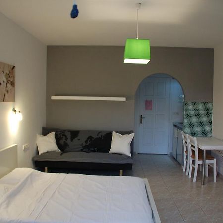 Handrina Studios Naxos City Bagian luar foto