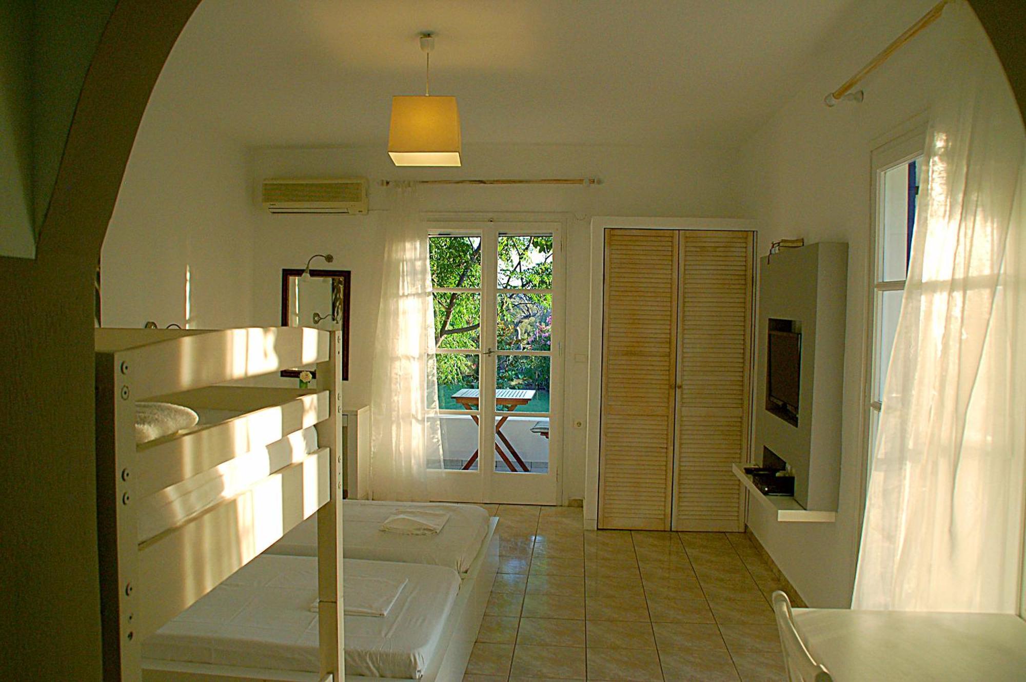 Handrina Studios Naxos City Ruang foto