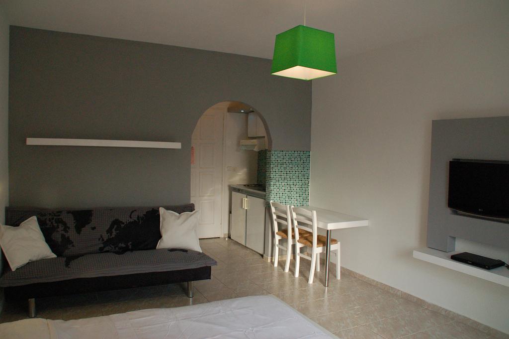 Handrina Studios Naxos City Bagian luar foto